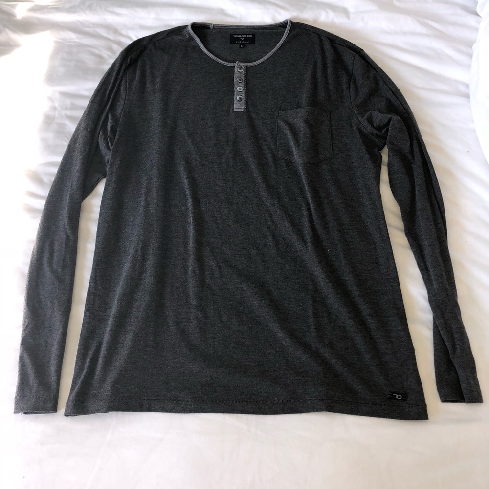 7 Diamonds Long Sleeve (Size: L)